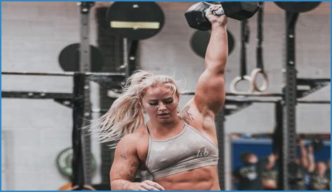 Insightful Details on Dani Elle Speegle Age: From Early Life to Fitness Stardom