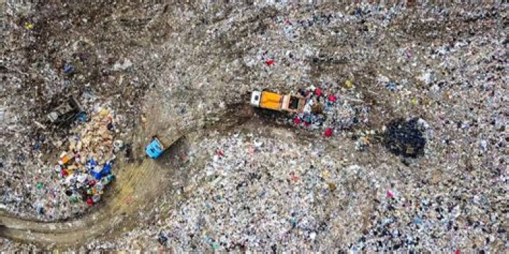 Do landfills make money?