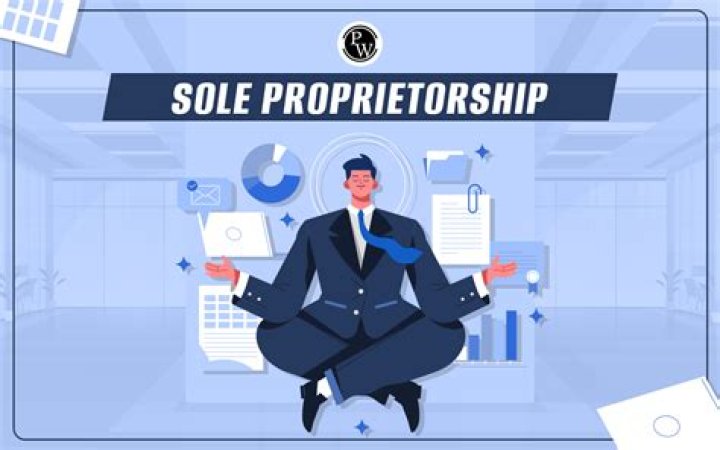 How many people are responsible in a sole proprietorship?